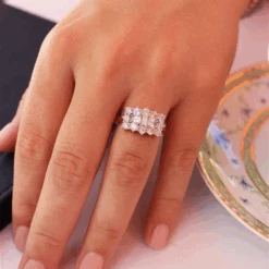 Elegant Splendour Cluster Ring -Trudiamonds IMG 0533 T2026