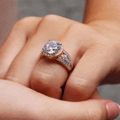 Grand Cocktail Ring 14 Grand Cocktail Ring -Trudiamonds IMG 6132 T2912