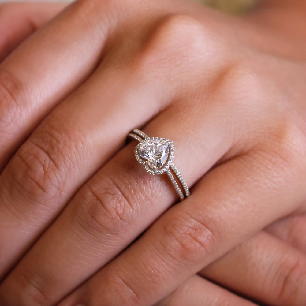 Halo Heart Ring Set 4 Halo Heart Ring Set - Image 2