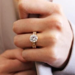 Queen Victoria Ring -Trudiamonds T2184 GC 6