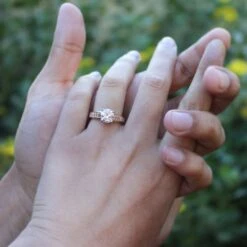 Queen Victoria Ring -Trudiamonds T2184 PC 5