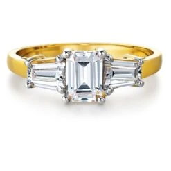 Emerald Cut Trilogy Ring -Trudiamonds T2188 GC 3