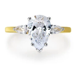 Mia Pear Cut Trilogy Ring -Trudiamonds T3049 GC 3