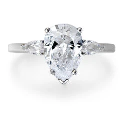 Mia Pear Cut Trilogy Ring -Trudiamonds T3049 PC 3